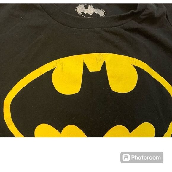 Batman kids shirt Preloved Medium - Picture 4 of 4